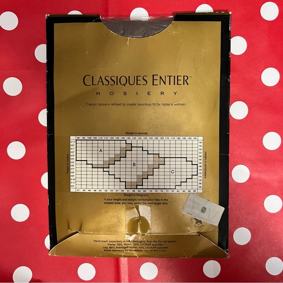 Vintage Classiques Entier nylons with shadow toe. - Picture 6 of 6